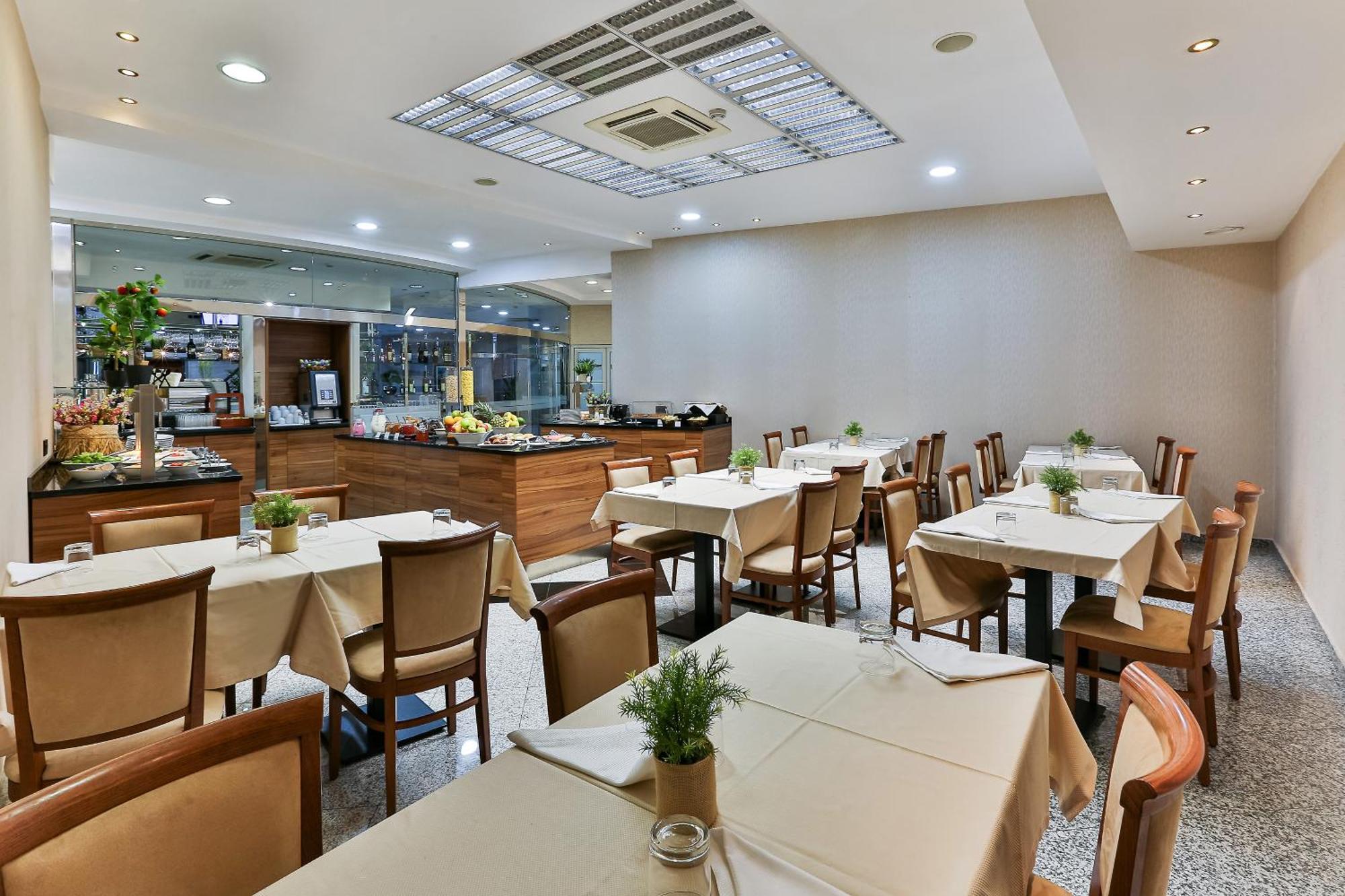 Kings Park Hotel Podgorica Exteriér fotografie