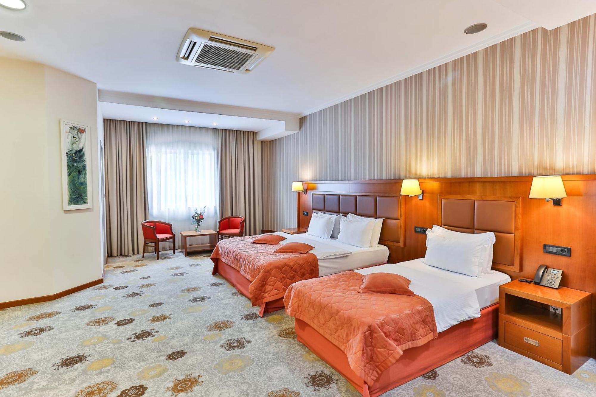 Kings Park Hotel Podgorica Exteriér fotografie