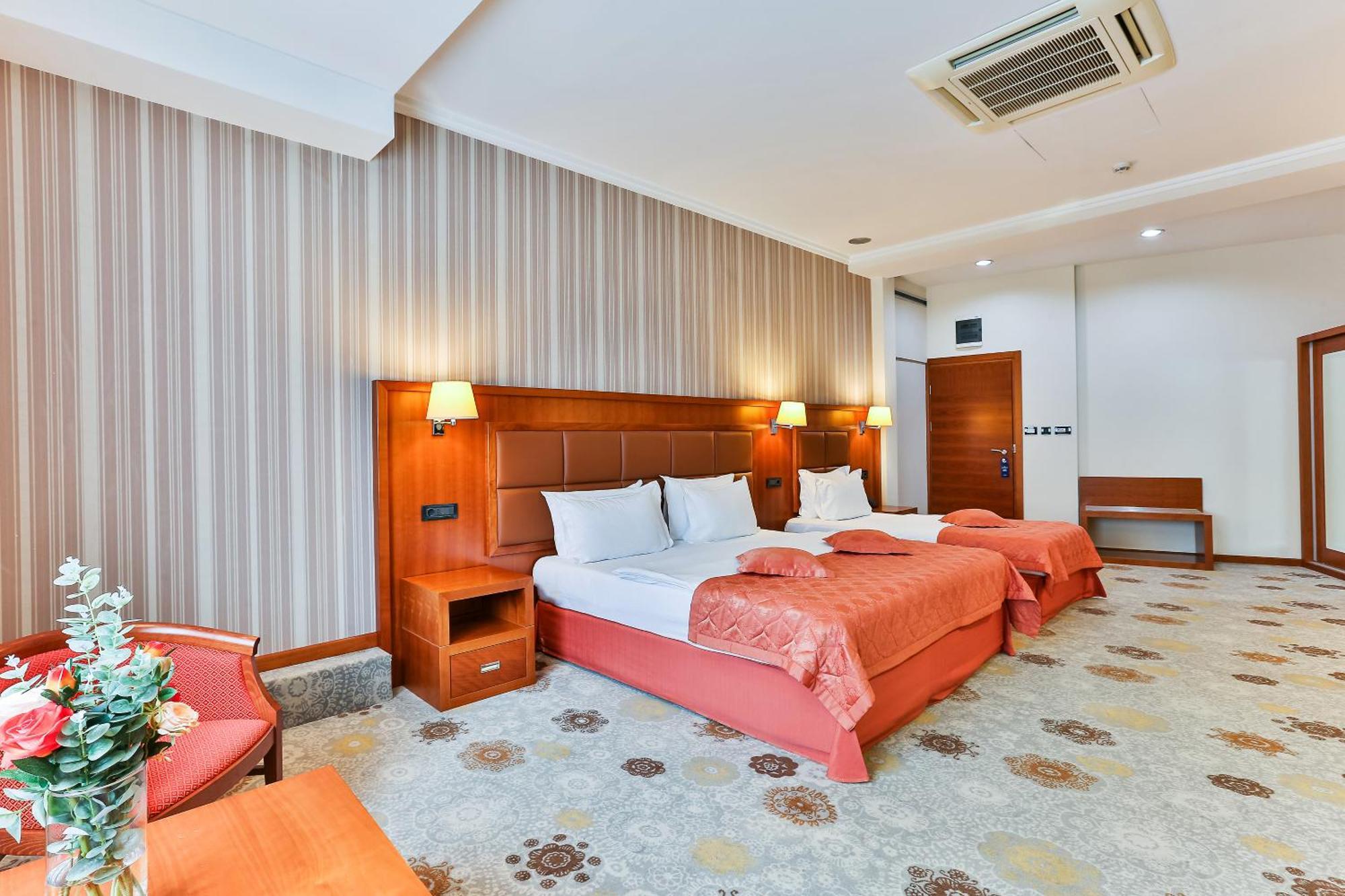 Kings Park Hotel Podgorica Exteriér fotografie